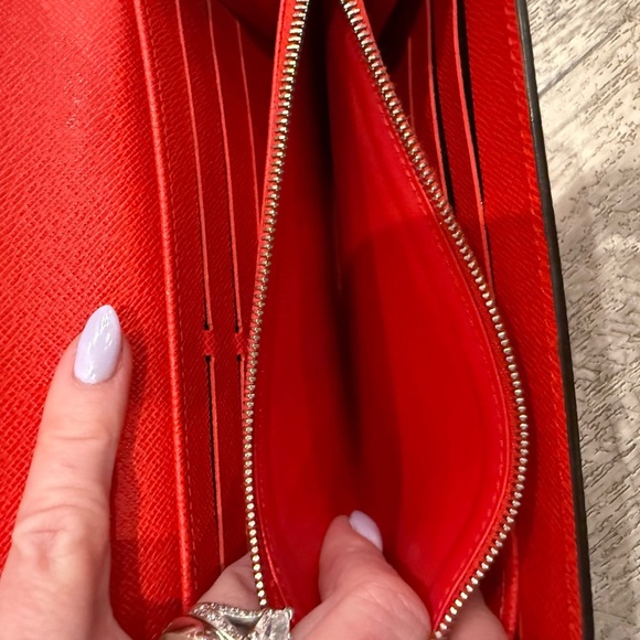 COPY - LV Coquelicot Wallet (chain supplied) - Picture 8 of 11